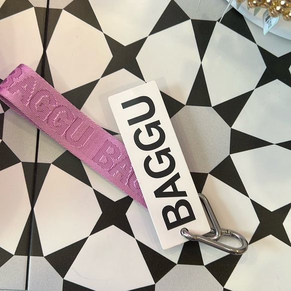 - BAGGU Peony Pink Logo Keychain Lanyard NEW - Picture 1 of 1